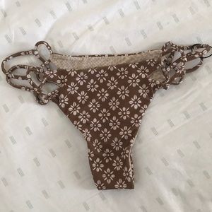 Acacia Molokini Bottoms Size Large